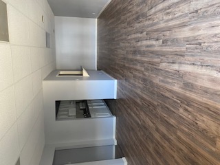 427 West Oak Street - 1