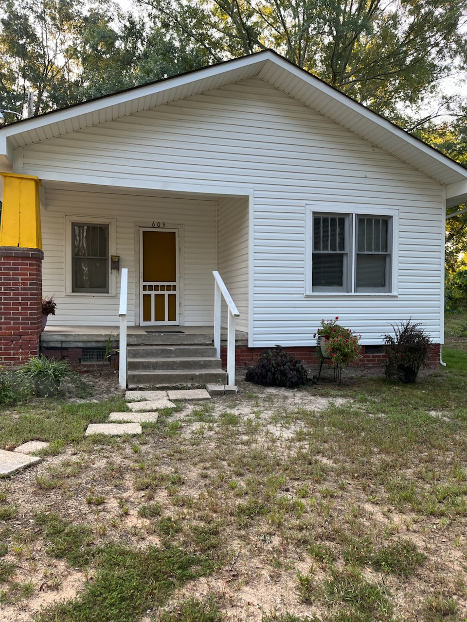 Property main image